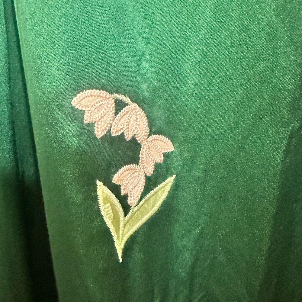 Doen Women’s Stasia Ruffled Green Satin Silk Leg Pant Floral Appliqué Small - Picture 8 of 9